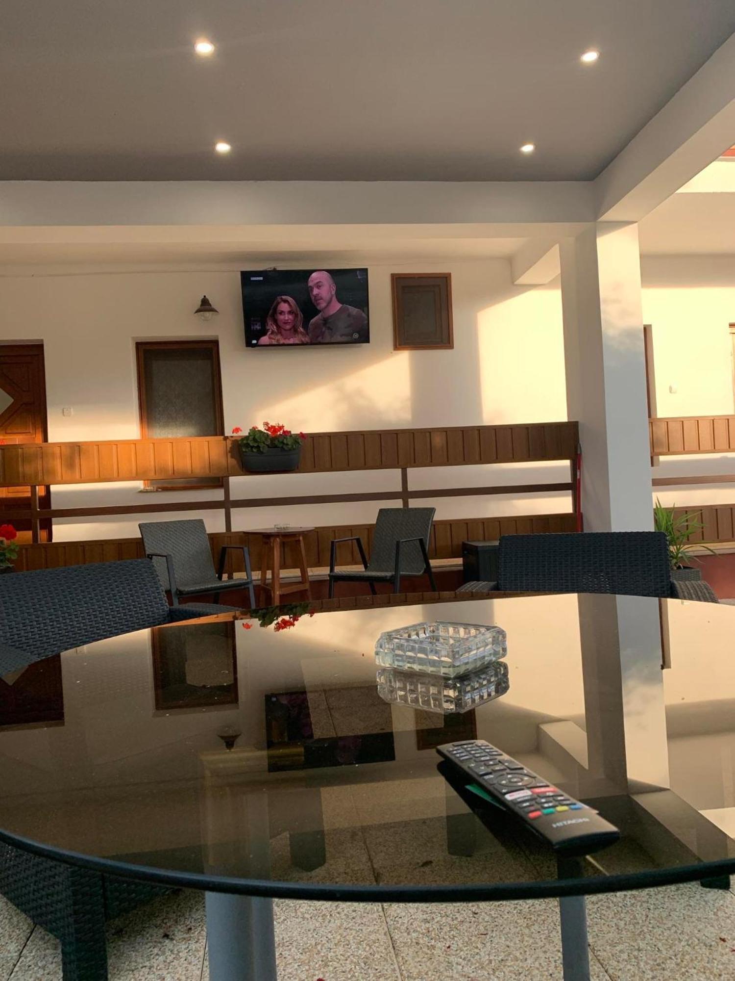 Puszta Hotel เบเรคฟูร์ดู ภายนอก รูปภาพ