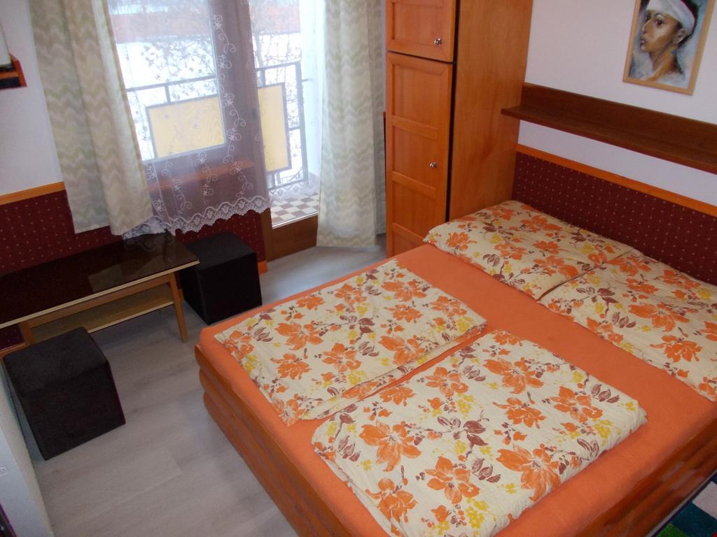 Puszta Hotel เบเรคฟูร์ดู ภายนอก รูปภาพ